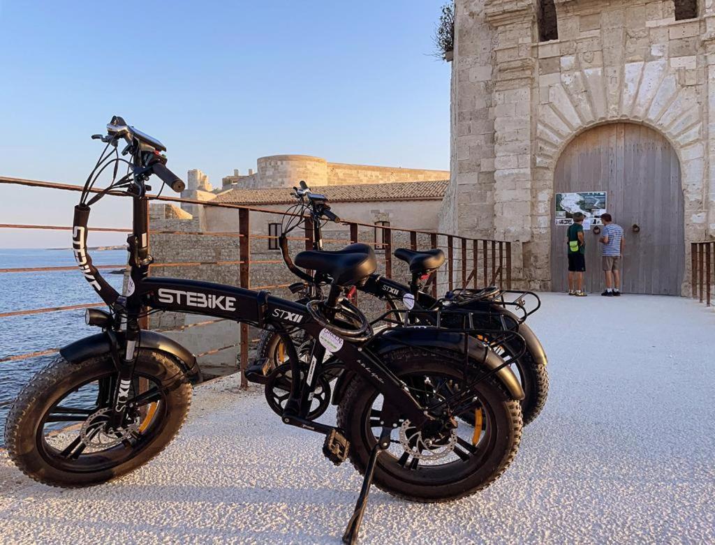 Ballium Luxury Relais Avola Luaran gambar