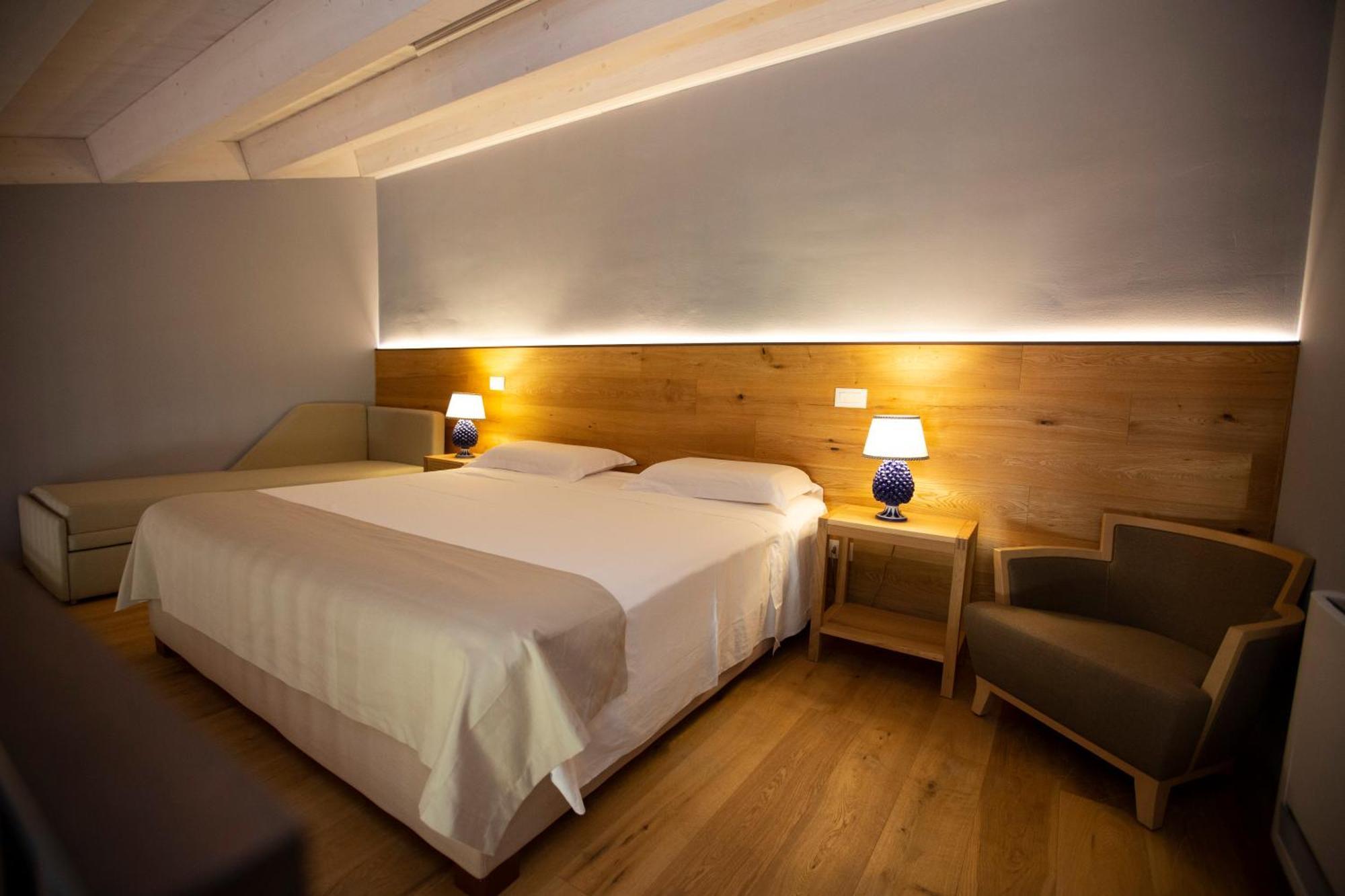 Ballium Luxury Relais Avola Luaran gambar